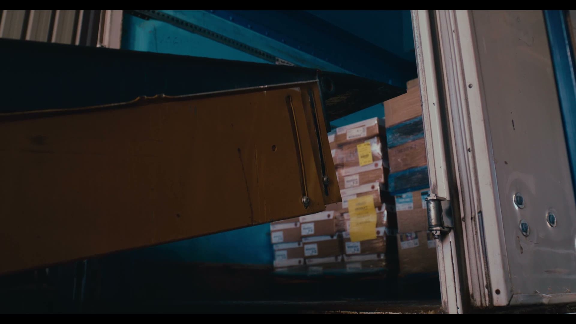Pallets going on — trailer already at temperature