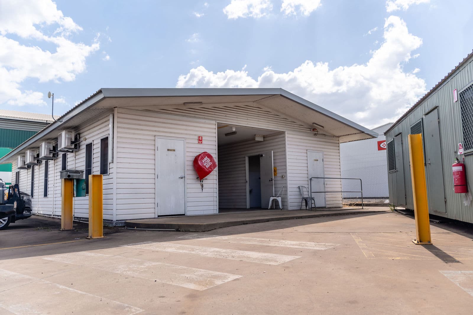 The site office building at the Darwin depot in Yarrawonga